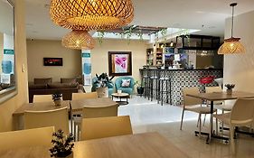 Laureles Guest House Lgh Hotel